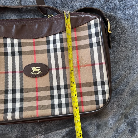 Authentic Burberry Bag - Picture 9 of 9